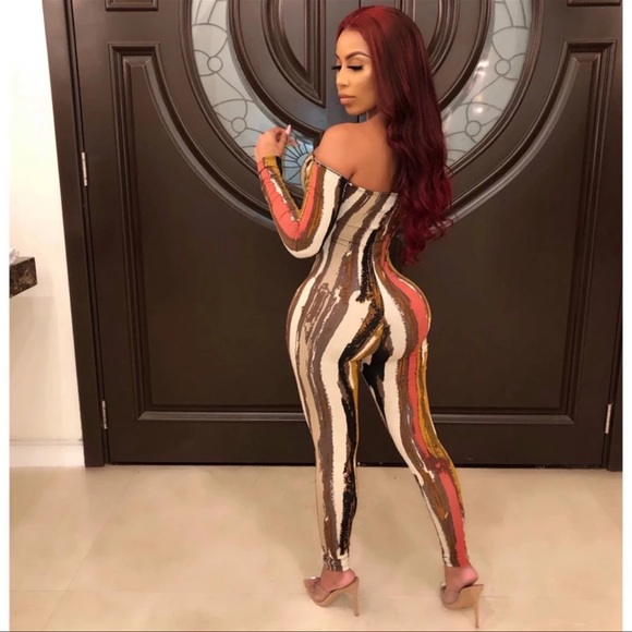 Multicolor Cutout Romper - Picture 2 of 2